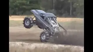 Reckless Mega Truck -  Rides epic wheelie