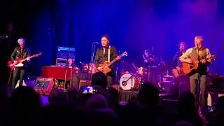The Wallflowers - 6th Avenue Heartache (live)