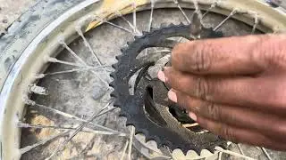 Bike chain sprocket problem solution replacement #honda #bikelife #viral #foryou #everyone 