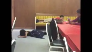 Mini mannequin challenge
