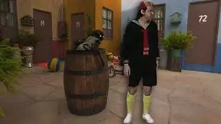 &iquest;QU&Eacute; LE SUCEDE AL BARRIL? Creepypasta del Chavo del 8
