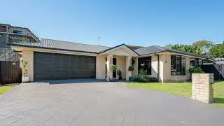 37 Waratah Street, KIN KORA, Queensland