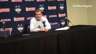 Geno Auriemma on big night from UConn's Saniya Chong