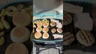 Making Juicy Hamburgers on the Weber Q2800N+ 🍔