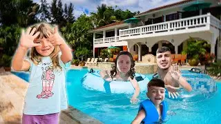 La piscina in Aprilie - Acquaworld