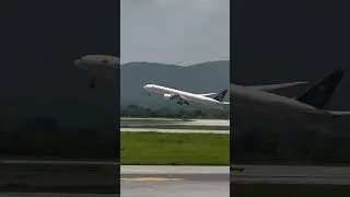 soudi arebia airways #soudi #eiroplane #viralvideos #driving #subscribe #like #comment
