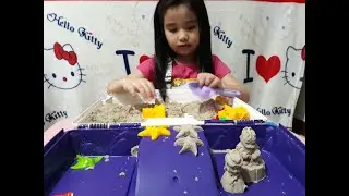 ANDREA'S TOY REVIEW/ KINETIC SAND WITH FOLDING SAND BOX/ TOYS FOR KIDS