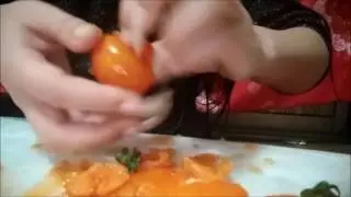 LengNails using her long nails to play with tomato and broccoli (video 15)