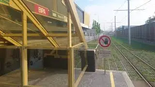Straßenbahnen bei der Plus City