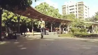 Rideloud bmx team Whiplash trick