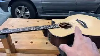 Guitar Stringing Station