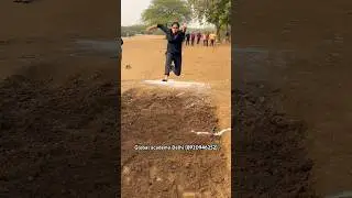 Delhi police constable girls 10 feet long jump training || #delhipolice #longjump #physicalacademy