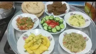هو ده الاكل اللي يفتح النفس مفيش احسن من كده طبعا ربنا يديمها علينا نعمه يارب العالمين 🤲🏿