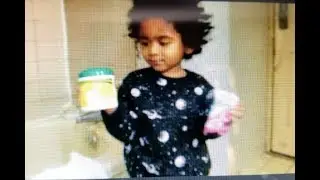 NOEE Plays With MAGIC Water Colors!