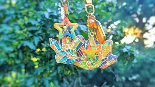 Rainbow Crystal Keychains || UV Resin || Trying Teexpert Resin and Molds