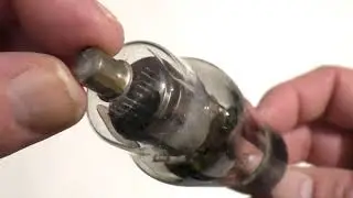 Unboxing A Ferranti 6B7 Double Diode Pentode Vacuum Tube #UnboxingVintageElectronicComponents