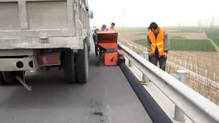 LCX Asphalt Curbing Kerbing Machine For Sale