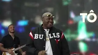 MC JVila canta Um Brinde &agrave; Vida Mansa ao vivo no programa T&ocirc; Aqui com Juliana Herc, da Record News