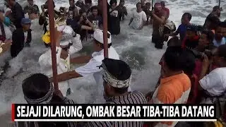 UPACARA MELASTI PANTAI PARANGKUSUMO, BANTUL, YOGYAKARTA