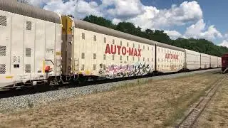 UP SD70ACE Trails Elephant Style on NS 19G
