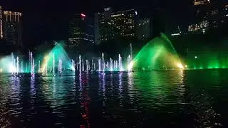 KLCC WATER FOUNTAIN SHOW | ESPLANADE (Lake Symphony) | LIGHT and SOUND WATER SHOW