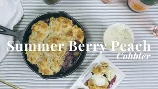 Summer Berry Peach Cobbler | Visual Country
