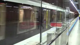 Budapest Metroline 4 (Train leaves Kelenfold Vastuallomas)
