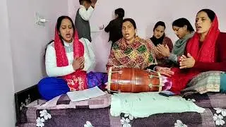 “ वो ग्वालों के संग आएगा, आएगा, वो आएगा।”