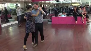 a - Pablo Agudio : Abrazo, Base du tango