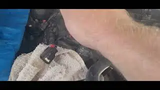 Detaching or removing fuel injector red tab connector or electrical coupler on 2015 Ford f150.