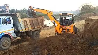 New JCB 3dx Backhoe Machine Going Mud Loading In Six TATA And Ashok Leyland Dump Trucks 