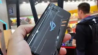 ASUS ROG Phone and accessories Hands-On - It's hot!