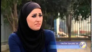 בי