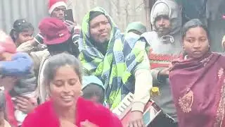 Akash ke logo ke bichme
