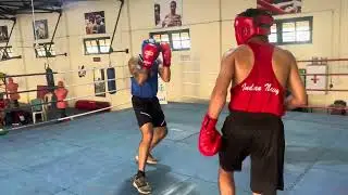Boxing at home🥊.boxing sparing fight