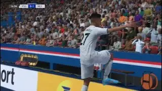 FIFA 22 PS5 - Cancelo scores from range