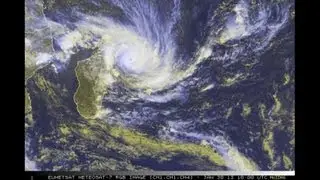 2013 : Intense Tropical Cyclone Felleng ∙ 13S