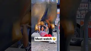 The Ultimate Thrill Touch! 🔥🐂 #MustSee #NewYorkAdventures #chargingbull #nyc #shorts