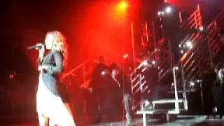 Travis from We The Kings pranks Demi Lovato Chicago 12/3