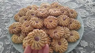 حلوة الاكثر طلبا في العيد ببيضة واحدة سهلة و اقتصادية و المذاق ياااسلام 😋