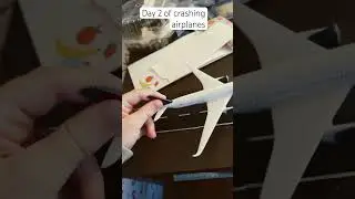Day 2 of crashing airplanes #delta #airplane #crash