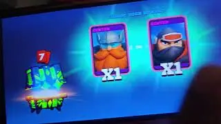 My friend space chest open