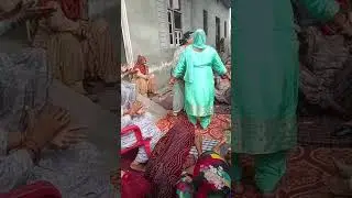 बाबा सो गए गुफा में मनमोहन मुरली वाला लाइक करिए शेयर करिए और घंटी का बटन जरूर दवाइयां में