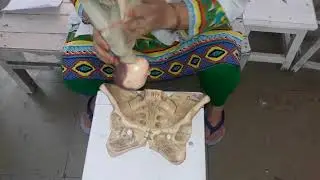 Mechanism in face presentation