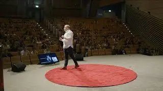 Helping young people through their channels | Jonas Lutz | TEDxTUM