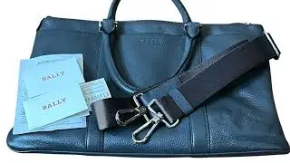 Luxury Bargain Alert! Bally Minerbio O 15&rdquo; Grey Leather Bag