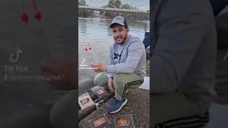 Pesca del barbo con ca&ntilde;amon y alberjon de naranja en barqueta , Sevilla