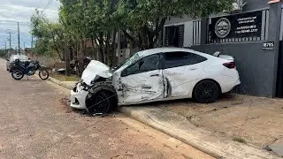 Carro de locutora de Juara é destruído por motorista de caminhão que evadiu do local