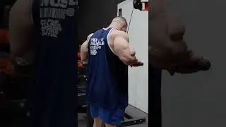 HARDER TRICEP PUSHDOWN-Try these two tips