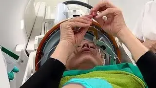 Now I Can Thread the Needle! Shaking of Both Hands Stopped. Essential Tremor Ultrasound Cure
